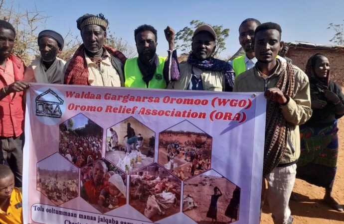 Waldaa Gargaarsa Oromoo /Oromo Relief Association (ORA) ummata keenya Kibba Oromiyaa Booranatti balaa hongeen miidhaa hamaa keessa jiraaniif gaafa Bitootessa 2/3/2023 gargaarsa qaqqabsisee jira.